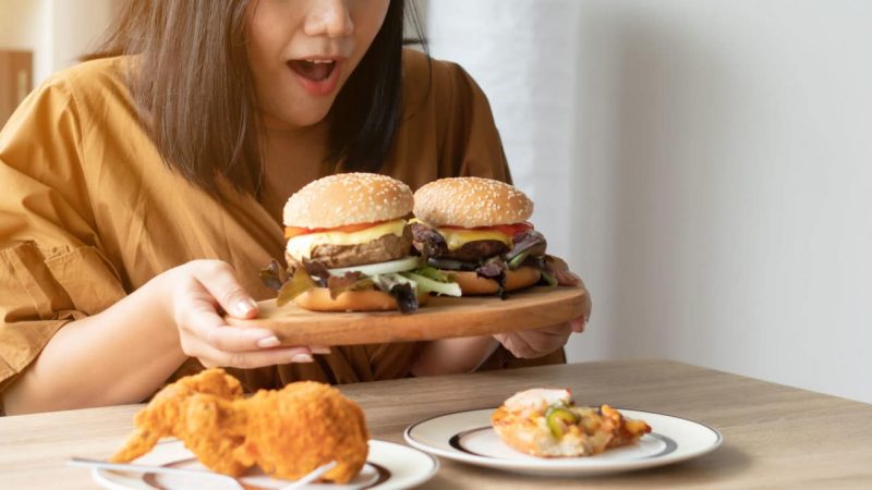 Forget about unhealthy binge-eating with Subway MySubwayCard Program