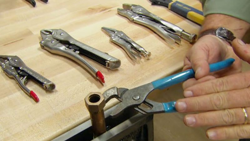 Few Easy Ways to Keep Your Pliers Properly